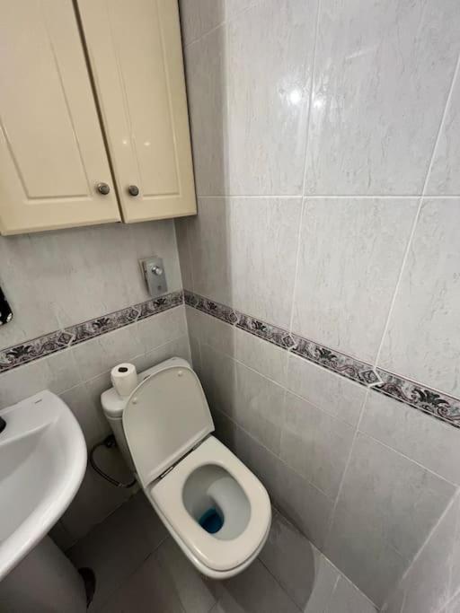 Appartement Lowcost 2 Personas 10 Min De Atocha Madrid